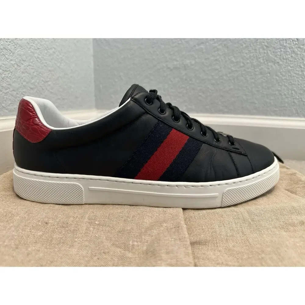 Gucci product pair